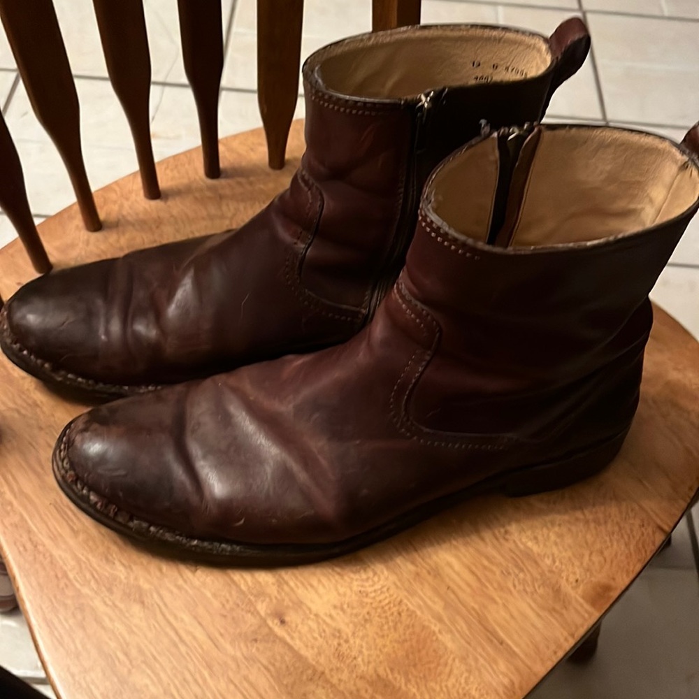 Frye mens 13D dark brown zip boots-excellent used condition